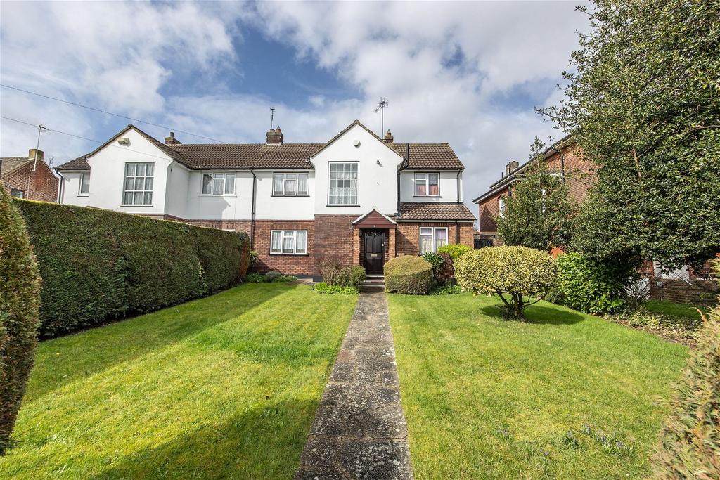 Swanley Lane, Swanley, BR8 7JE 3 bed semidetached house for sale £