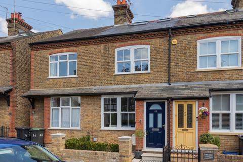 3 bedroom terraced house for sale, Meadow Road, Loughton, Essex