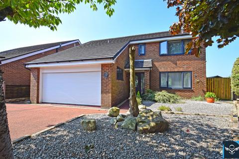 4 bedroom detached house for sale, Lindsay Park, Worsthorne