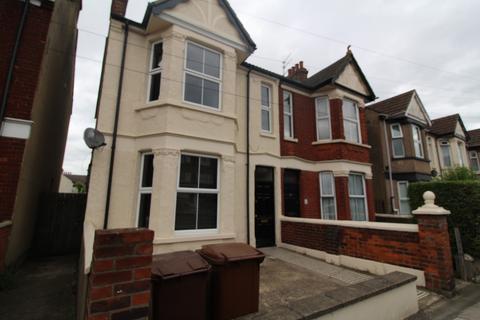 1 bedroom flat to rent, Watling Street,  Gillingham, ME7