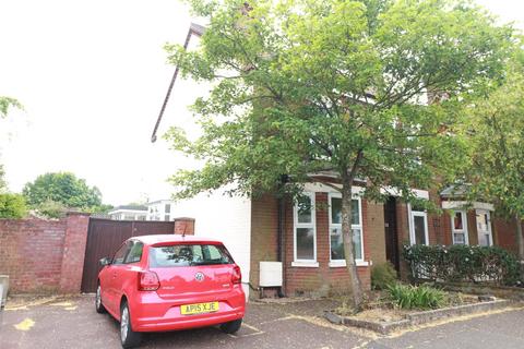 3 bedroom semi-detached house to rent, Norwich Road, Wymondham, Norfolk, NR18