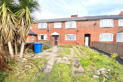 3 bedroom semi-detached house to rent, Hart Road, Manchester M14