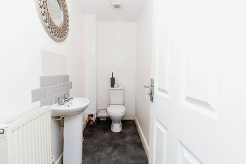 3 bedroom townhouse for sale, Pooler Close, Telford TF1