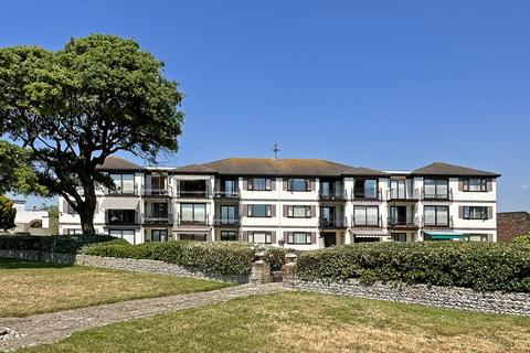 3 bedroom penthouse for sale, Craigweil Manor, Craigweil-on-Sea, Bognor Regis, West Sussex PO21