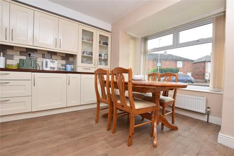 3 bedroom semi-detached house for sale, Westerton Road, Tingley, Wakefield, West Yorkshire