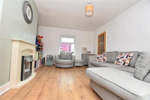 3 bedroom semi-detached house for sale, Westerton Road, Tingley, Wakefield, West Yorkshire