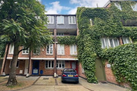 3 bedroom flat for sale, 25 Sunbury Lane, Battersea, London, SW11 3NP