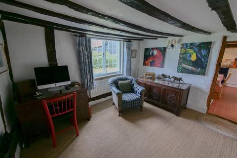 3 bedroom semi-detached house for sale, Kittles Corner, Cretingham, Suffolk