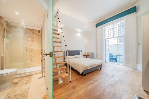 2 bedroom flat for sale, Southwell Gardens, South Kensington, London, SW7