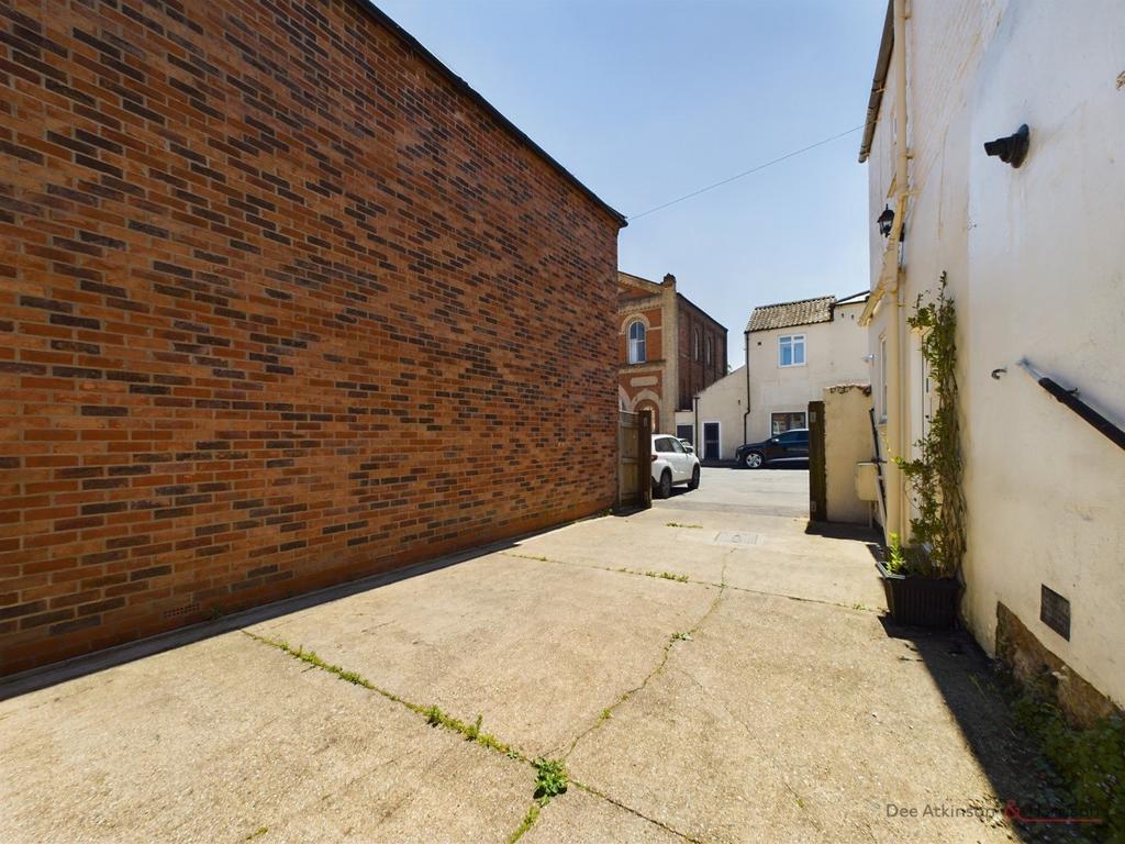 Rear Yard