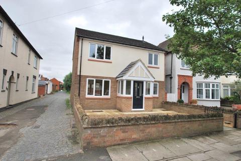 3 bedroom detached house to rent, Ardington Road, Northampton NN1