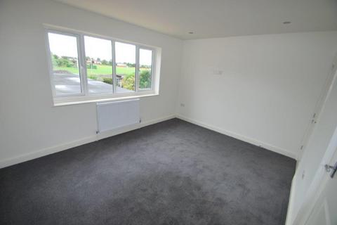 3 bedroom detached house to rent, Ardington Road, Northampton NN1