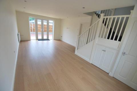 3 bedroom detached house to rent, Ardington Road, Northampton NN1