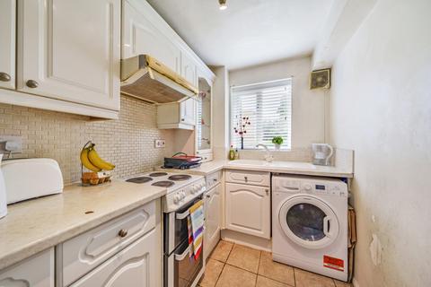 1 bedroom apartment for sale, Ruston Road, London