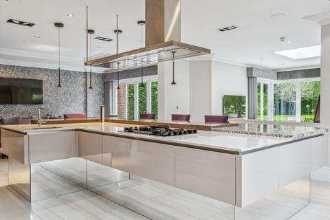 76 Gregories Road, Beaconsfield, HP9 1HL