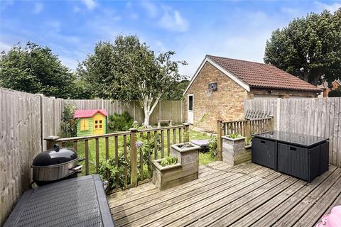 6 Coniston Way, Littlehampton, BN17 6SR