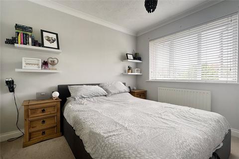 6 Coniston Way, Littlehampton, BN17 6SR