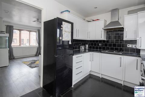 2 bedroom end of terrace house for sale, Fullarton Court, Kilmarnock, KA1