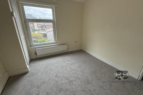 4 bedroom terraced house to rent, Zion Terrace, Tonypandy, Rhondda Cynon Taff, CF40 2AB