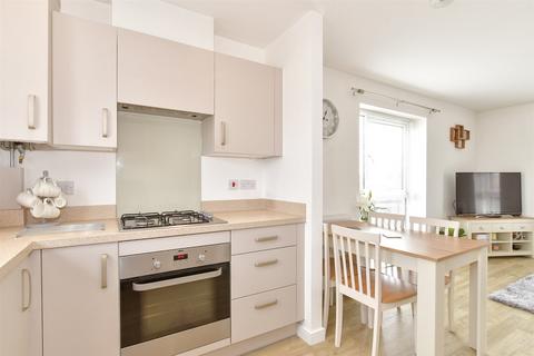 1 bedroom flat for sale, Nova Avenue, Faversham, Kent