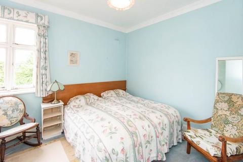 7 Dewar Drive, Sheffield, S7 2GQ