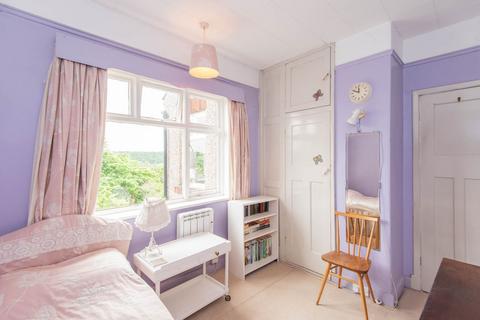 7 Dewar Drive, Sheffield, S7 2GQ