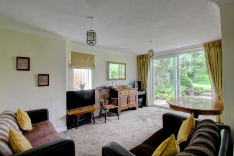 4 bedroom detached house for sale, Heathfield, Adel, Leeds, West Yorkshire, LS16 7AB