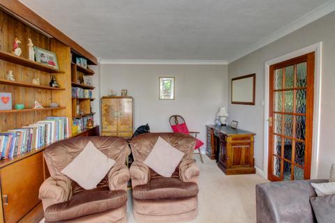 37 Heathfield, Leeds, LS16 7AB