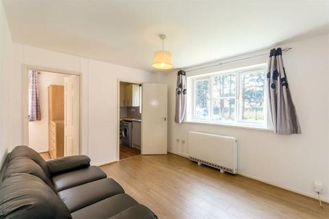 1 bedroom flat to rent, Yunus Khan Close, Walthamstow, London, E17