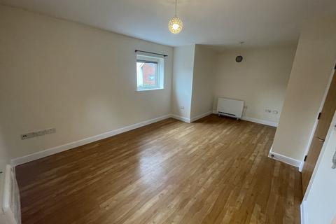 2 bedroom flat to rent, Middlepark Drive, Northfield, Birmingham, B31