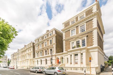 2 bedroom flat to rent, Albert Square, SW8, Oval, London, SW8