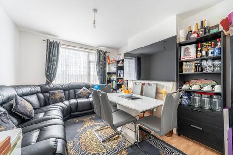 2 bedroom flat for sale, Bermans Way, Neasden, London, NW10