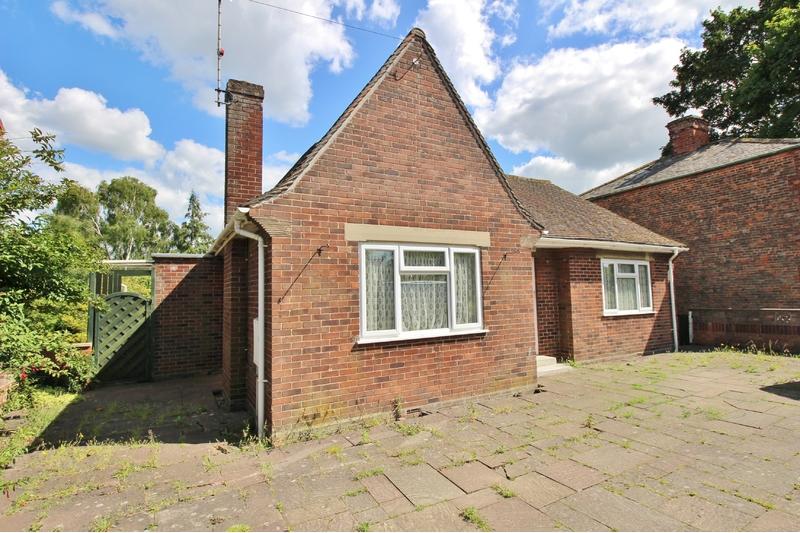 Cowbit Road, Lincolnshire PE11 2 bed bungalow for sale £200,000