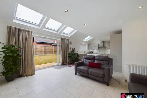 4 bedroom detached house to rent, Ruddington Avenue, Milton Keynes MK10