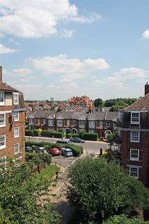 5 bedroom apartment to rent, Lea Court, Emlyn Gardens, London, W12