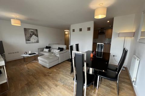 2 bedroom apartment to rent, Pavilions,  Windsor,  SL4