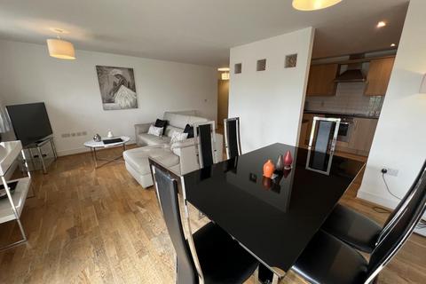 2 bedroom apartment to rent, Pavilions,  Windsor,  SL4
