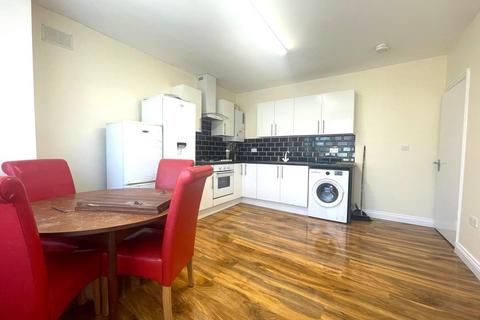 3 bedroom flat to rent, london, NW10