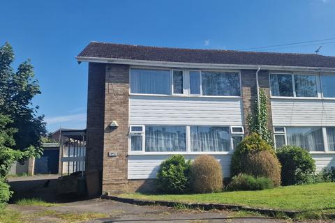 2 bedroom apartment to rent, Farm Close Road  Wheatley