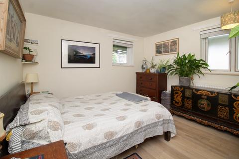 2 bedroom flat for sale, Myatt Court, 120 Malpas Road, London, SE4