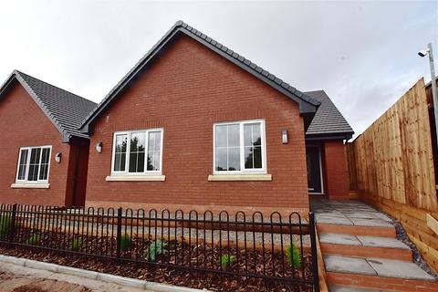 2 bedroom detached bungalow for sale, Pound Lane, Clifton-On-Teme, Worcestershire