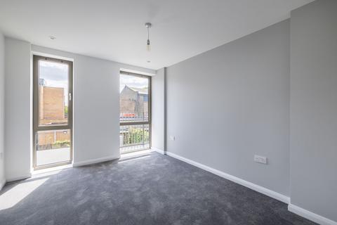 2 bedroom flat to rent, Doyle Road, Miheer House, SE25