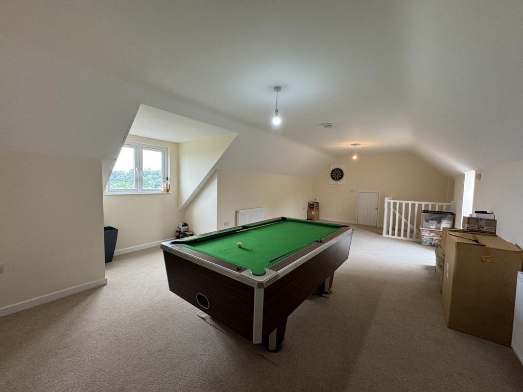 Attic Room/Games Room/Potential Bedroom