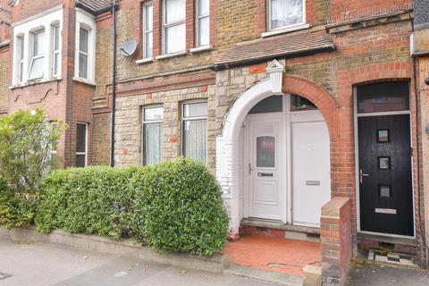 2 bedroom ground floor flat for sale, Lea Bridge Road, Leyton, Waltham Forest