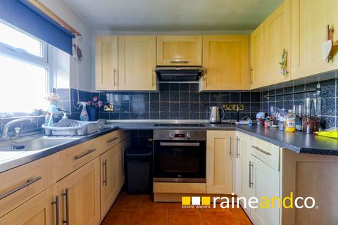 Flat, 14 Talbot Road, Hatfield, AL10 0QY