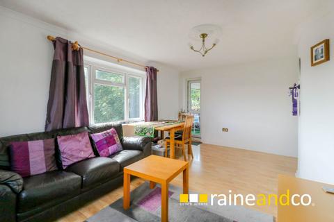 Flat, 14 Talbot Road, Hatfield, AL10 0QY