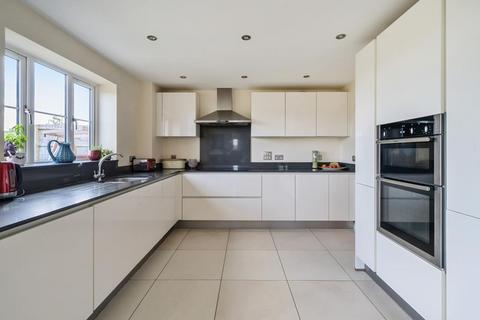 4 bedroom link detached house for sale, Stonesfield,  Oxfordshire,  OX29