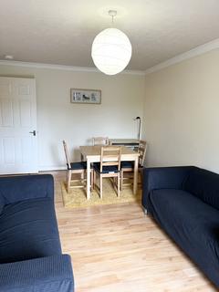 2 bedroom flat to rent, Morrison Circus, Edinburgh EH3