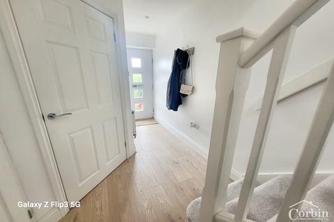 2 bedroom semi-detached house to rent, Hendford Road, Bournemouth, Dorset