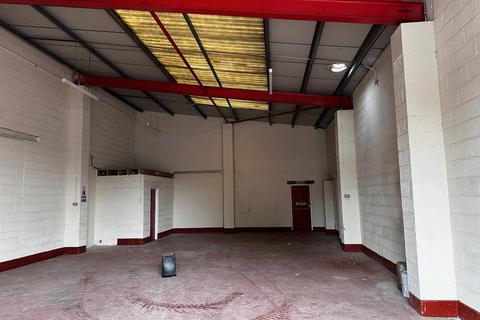 Industrial unit to rent, Delph Industrial Estate, Delph Road, Brierley Hill, DY5 2UA